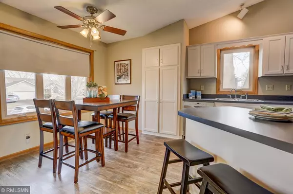 109 Mill RD, Waconia, MN 55387