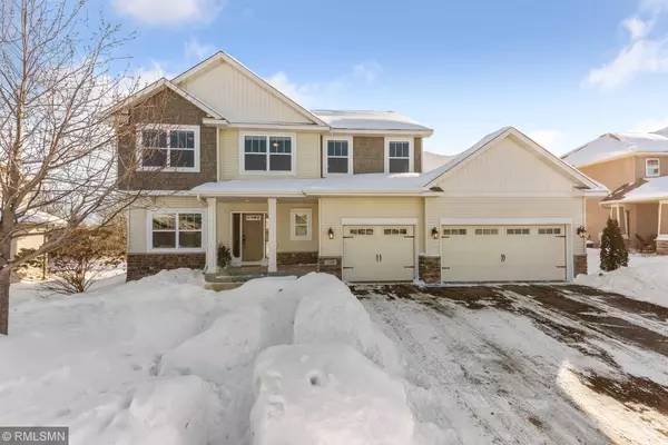 1129 Gusty DR, Waconia, MN 55387