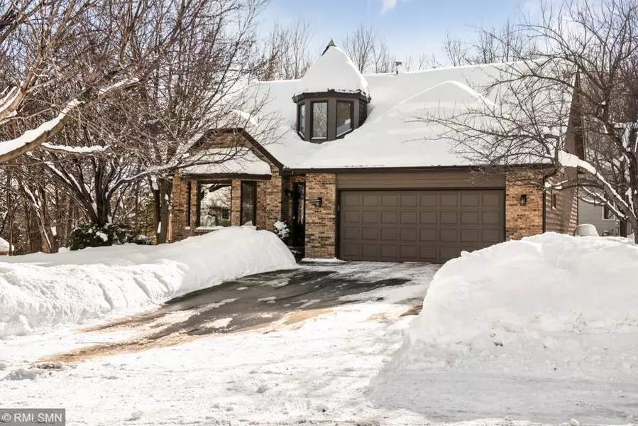 5595 Rosewood LN N, Plymouth, MN 55442