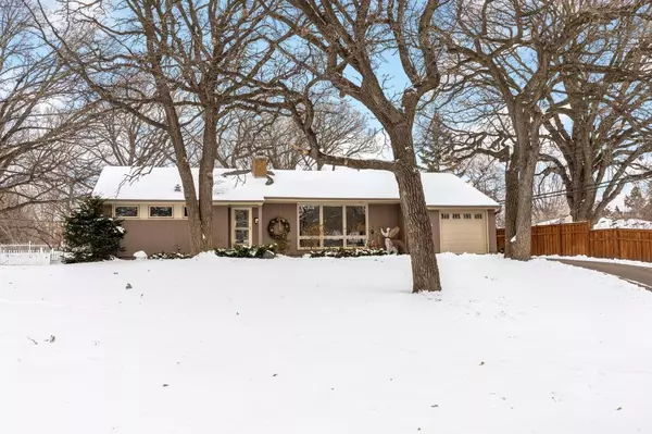 Edina, MN 55435,4420 Dunberry LN