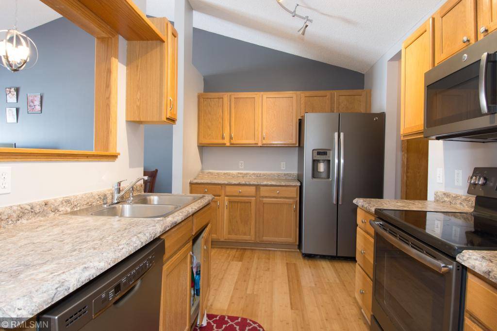 Albertville, MN 55301,10398 64th ST NE