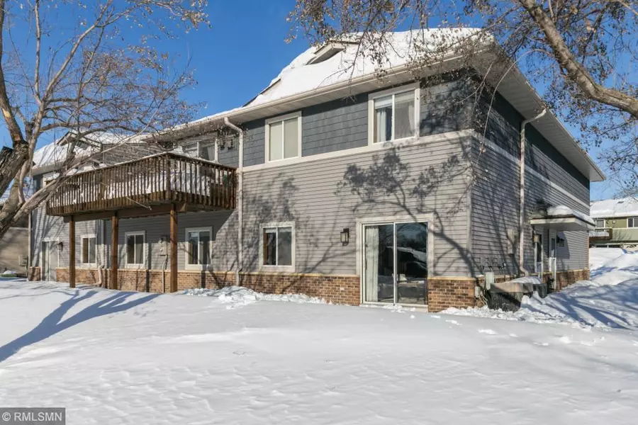 14230 44th PL N #2, Plymouth, MN 55446