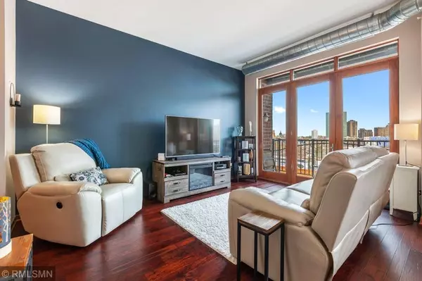 Minneapolis, MN 55404,15 E Franklin AVE #412