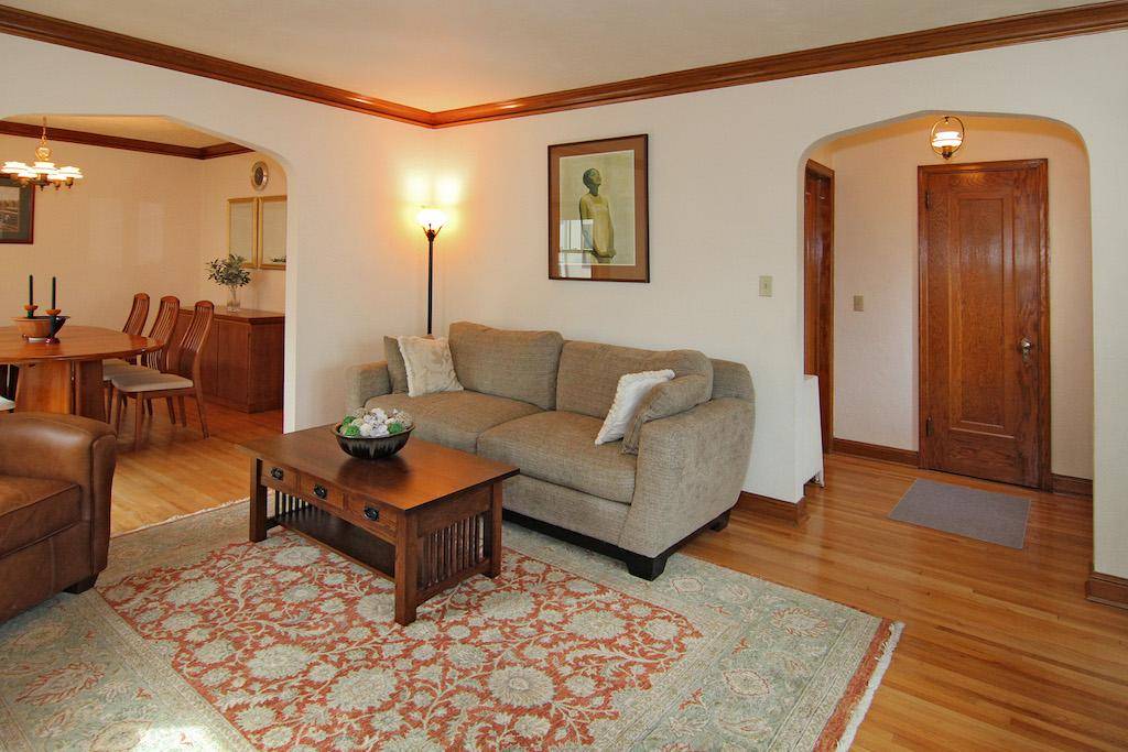 Falcon Heights, MN 55108,1446 Iowa AVE W