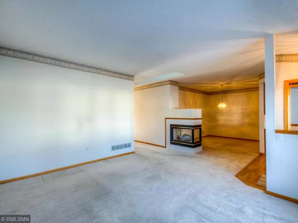 Eden Prairie, MN 55347,13004 Northrup TRL