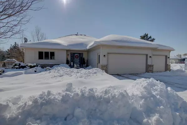 Hudson, WI 54016,711 Waldroff Farm RD