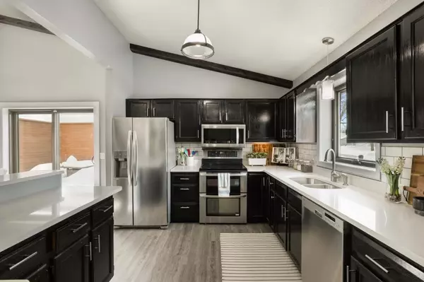 Cottage Grove, MN 55016,9817 Heath AVE S