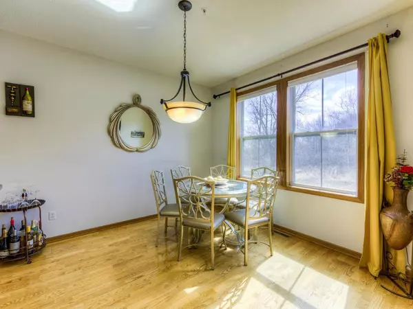 Chanhassen, MN 55317,9657 Independence CIR