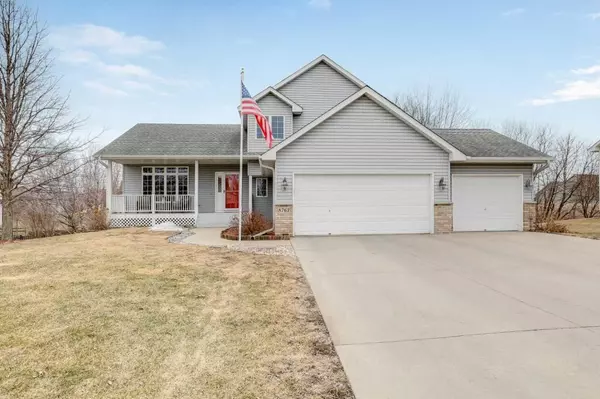 Rockford, MN 55373,8763 Autumn Oaks DR