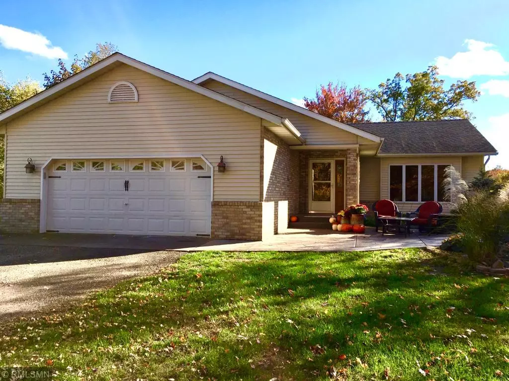 Alden Twp, WI 54020,534 218th ST