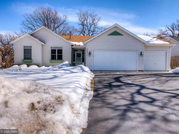 13511 Parkwood DR, Burnsville, MN 55337