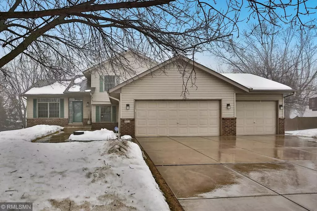 Woodbury, MN 55125,9953 Starlight DR