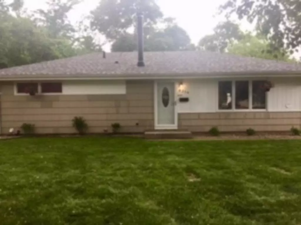 Bloomington, MN 55420,8214 5th AVE S