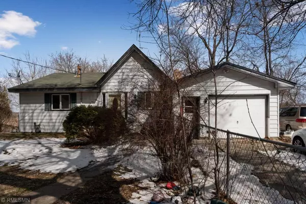 East Bethel, MN 55092,18552 Everglade DR NE