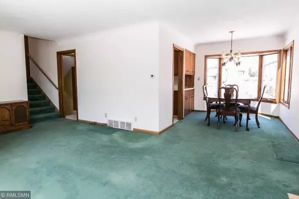 West Saint Paul, MN 55118,431 Ruby DR