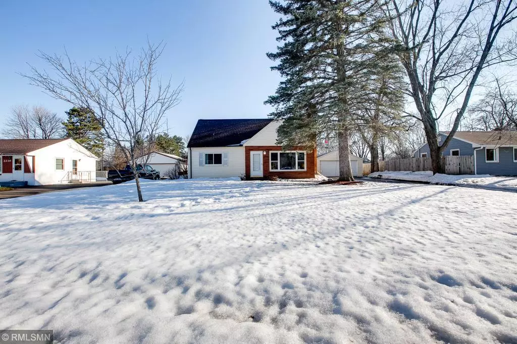 White Bear Lake, MN 55110,2202 Spruce PL