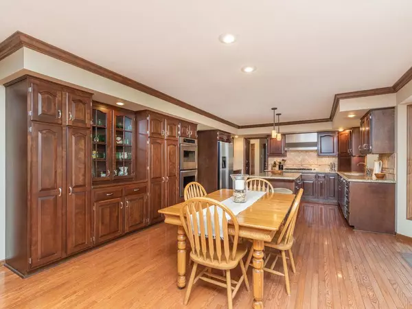 Bloomington, MN 55437,5600 River Bluff DR