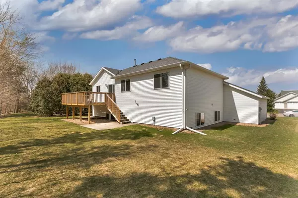 Sartell, MN 56377,1218 5th ST N