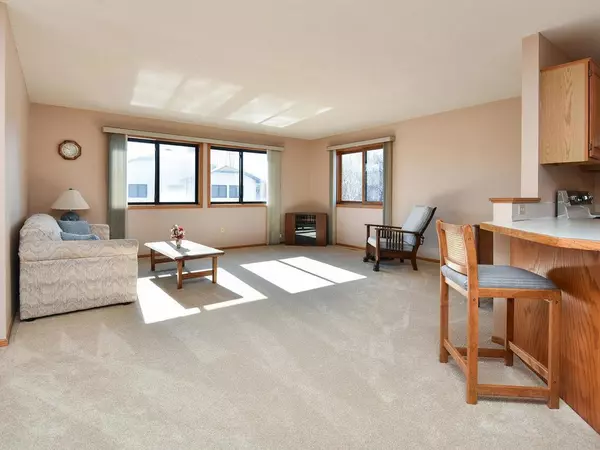 Plymouth, MN 55442,5405 Orleans LN N ##4