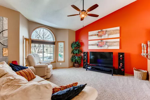 Rogers, MN 55374,13998 Starlite DR