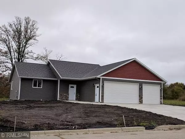 512 36th ST NW, Willmar, MN 56201