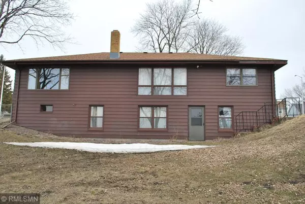 Fairmont, MN 56031,1108 Albion AVE