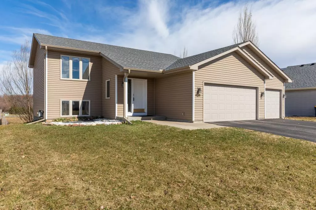 Lonsdale, MN 55046,626 Florida ST SW