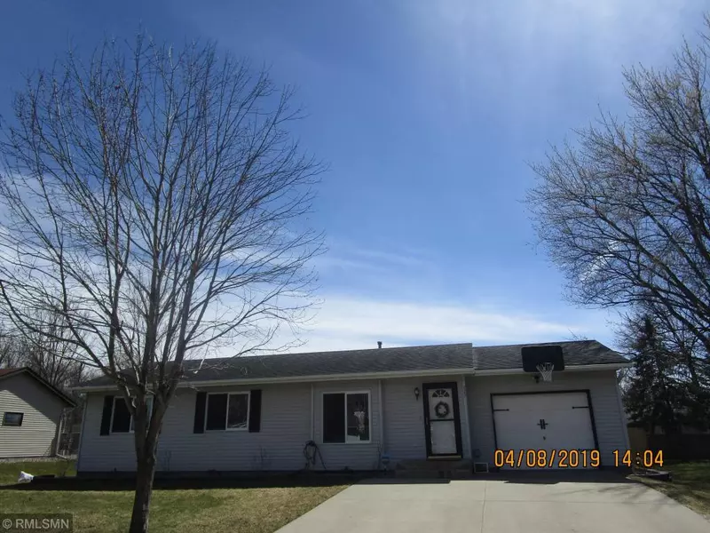 725 15th ST NE, Owatonna, MN 55060