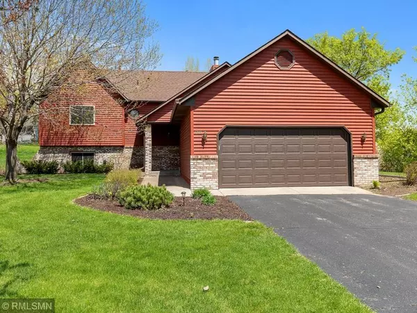 Eagan, MN 55123,1243 Crestview LN