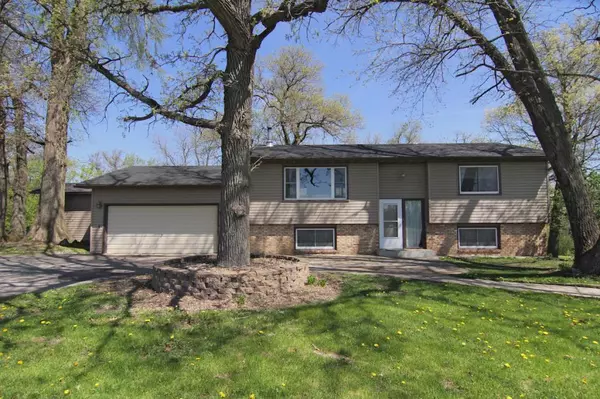 Cannon Falls Twp, MN 55009,10005 325th Street WAY