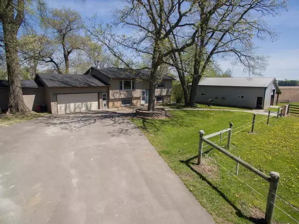 Cannon Falls Twp, MN 55009,10005 325th Street WAY