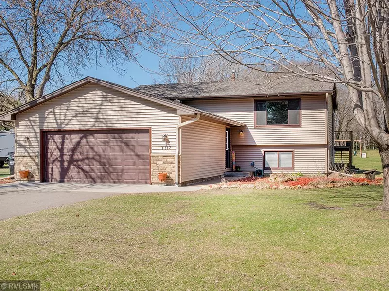 7117 Rice Lake LN, Lino Lakes, MN 55014