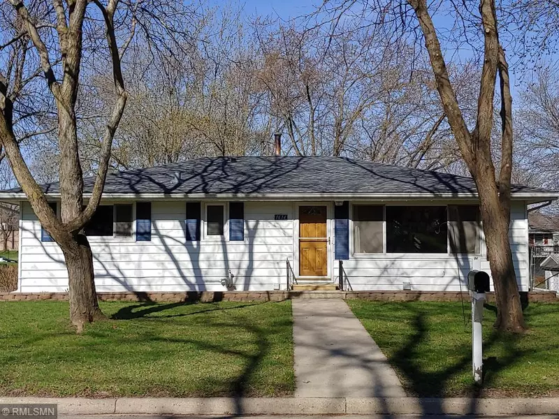 1614 Frank Hall DR, Albert Lea, MN 56007