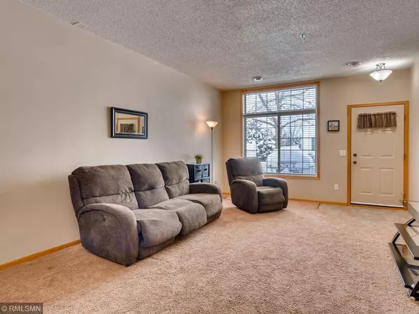 Hastings, MN 55033,369 Frederick CIR #902