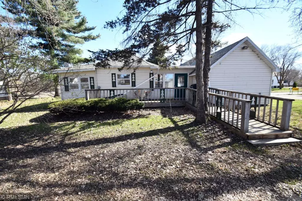 Lindstrom, MN 55045,13046 Newell AVE