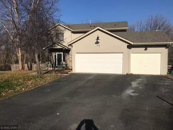 1355 Creekside CIR, Waconia, MN 55387