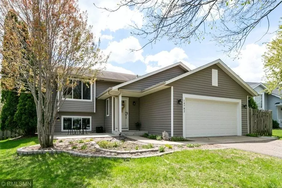 Apple Valley, MN 55124,14782 Hallmark DR