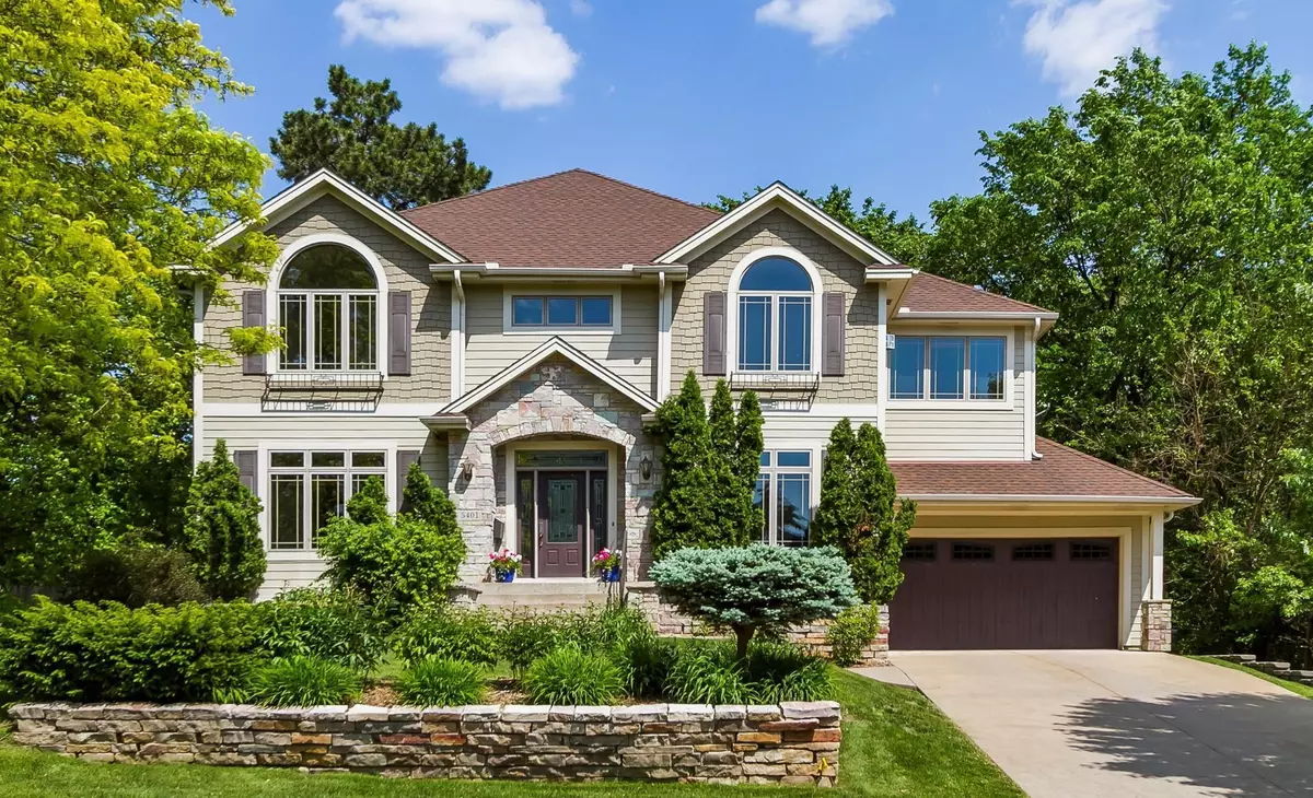 Edina, MN 55424,5401 Halifax LN