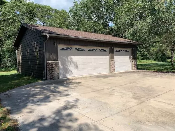 Rochester, MN 55904,2233 Cedar Park CT SE