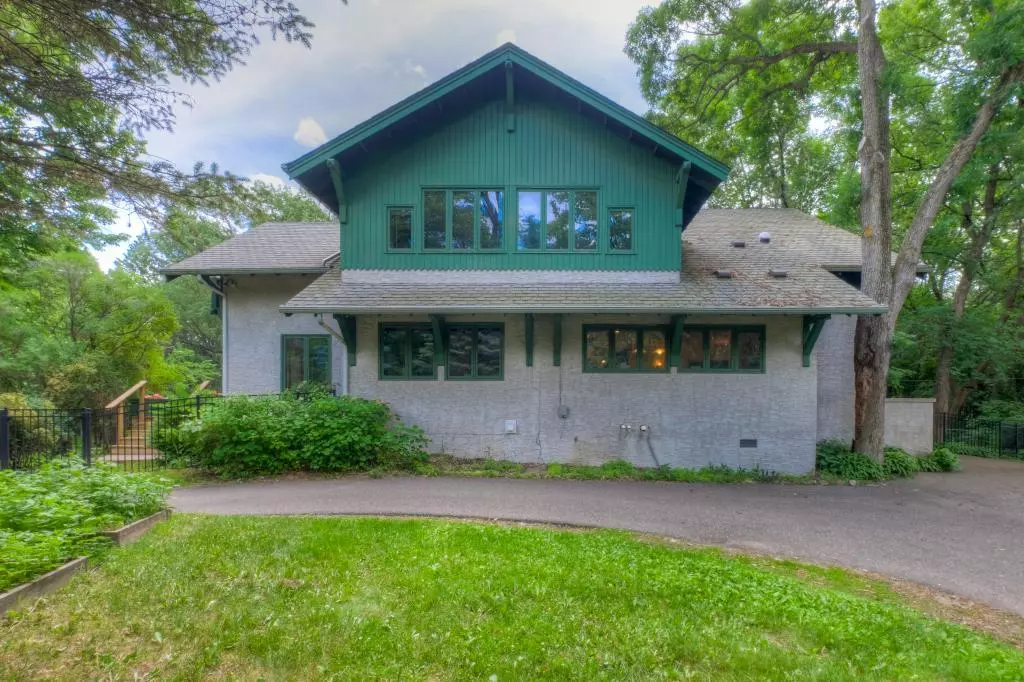 Mahtomedi, MN 55115,84 Neptune ST