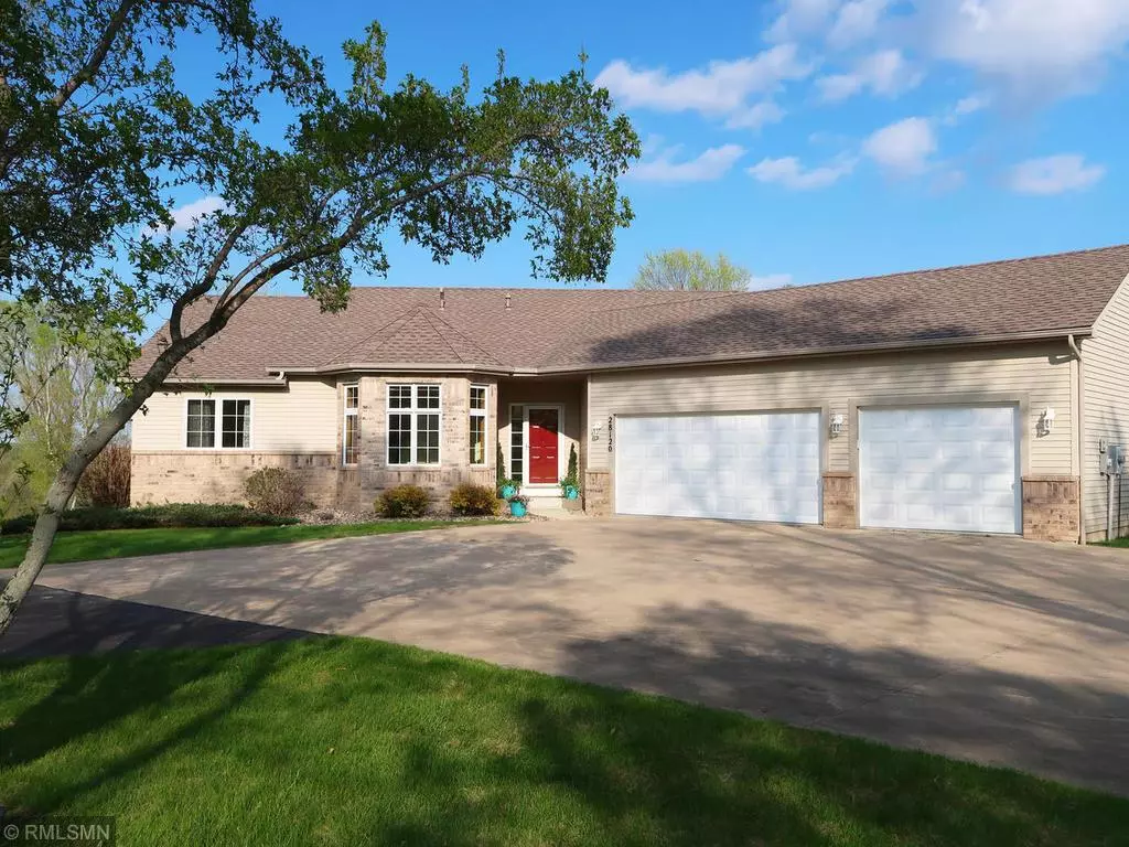 Northfield, MN 55057,28120 Hopewood DR