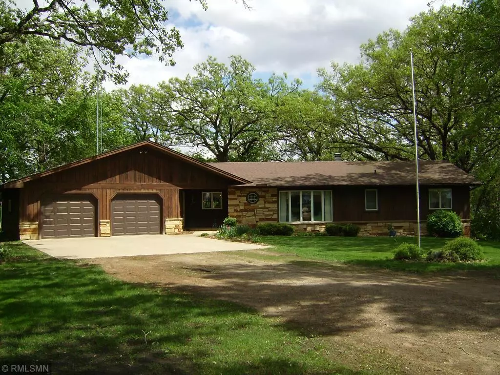 Fairmont, MN 56031,16 Coleman LN