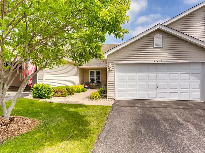 17273 Deerfield DR SE, Prior Lake, MN 55372