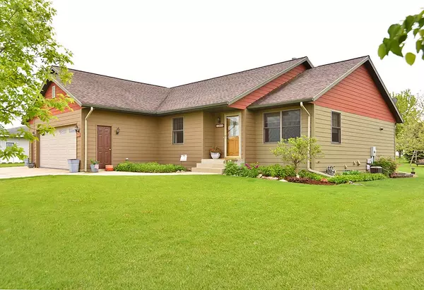 Waseca, MN 56093,1305 6th ST NE