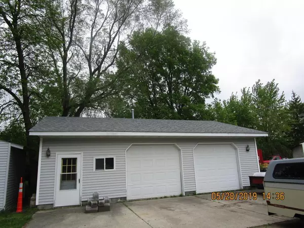 Medford, MN 55049,406 2nd ST NE