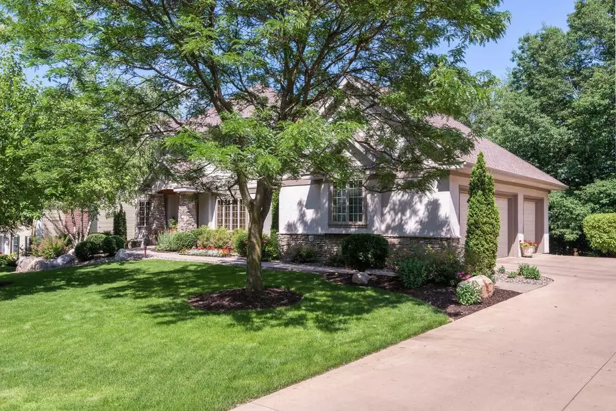 5219 Larada LN, Edina, MN 55436