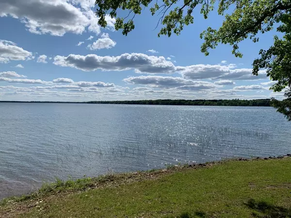 Sturgeon Lake, MN 55783,91521 Lakeview LN