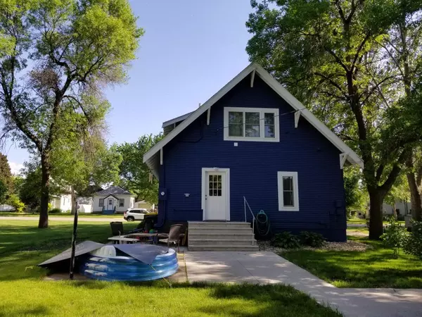 Pipestone, MN 56164,511 3rd ST SW