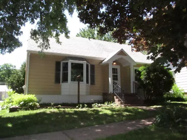 333 Pine ST, Glenwood City, WI 54013