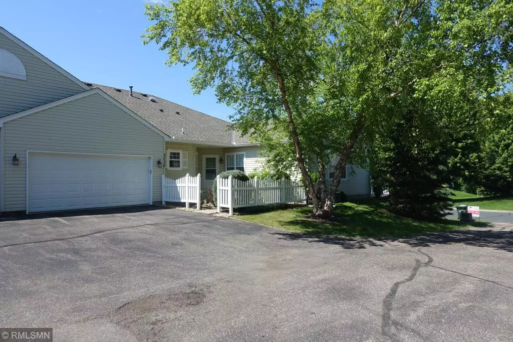 Eagan, MN 55121,3036 Timberwood TRL #15